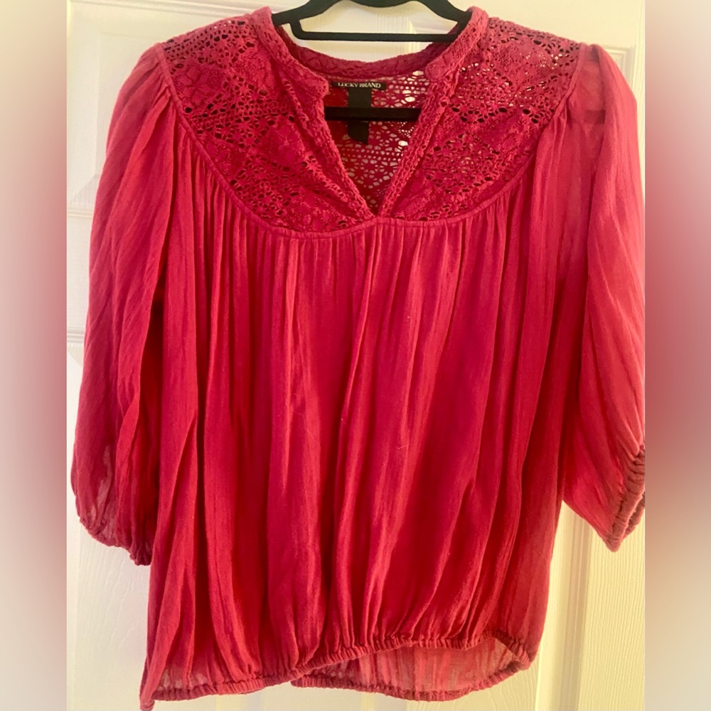 LUCKY BRAND SIZE MEDIUM GAUZE COTTON BLOUSON TOP WITH LACE YOKE GRT CONDITION!!!